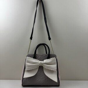 Besty Johnson Pink And Gray Rose Quilted Purse Shoulder Bag Large Bow